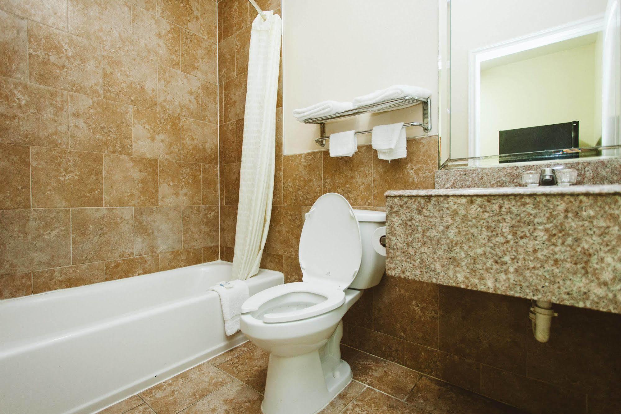 Palace Inn - Baytown I-10 Esterno foto
